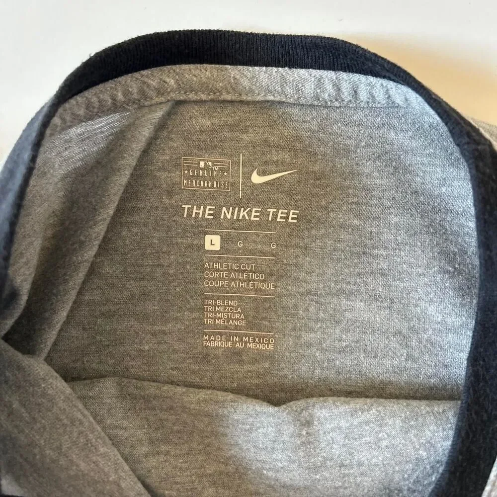 Nike Women's Grey and Black T-shirt
